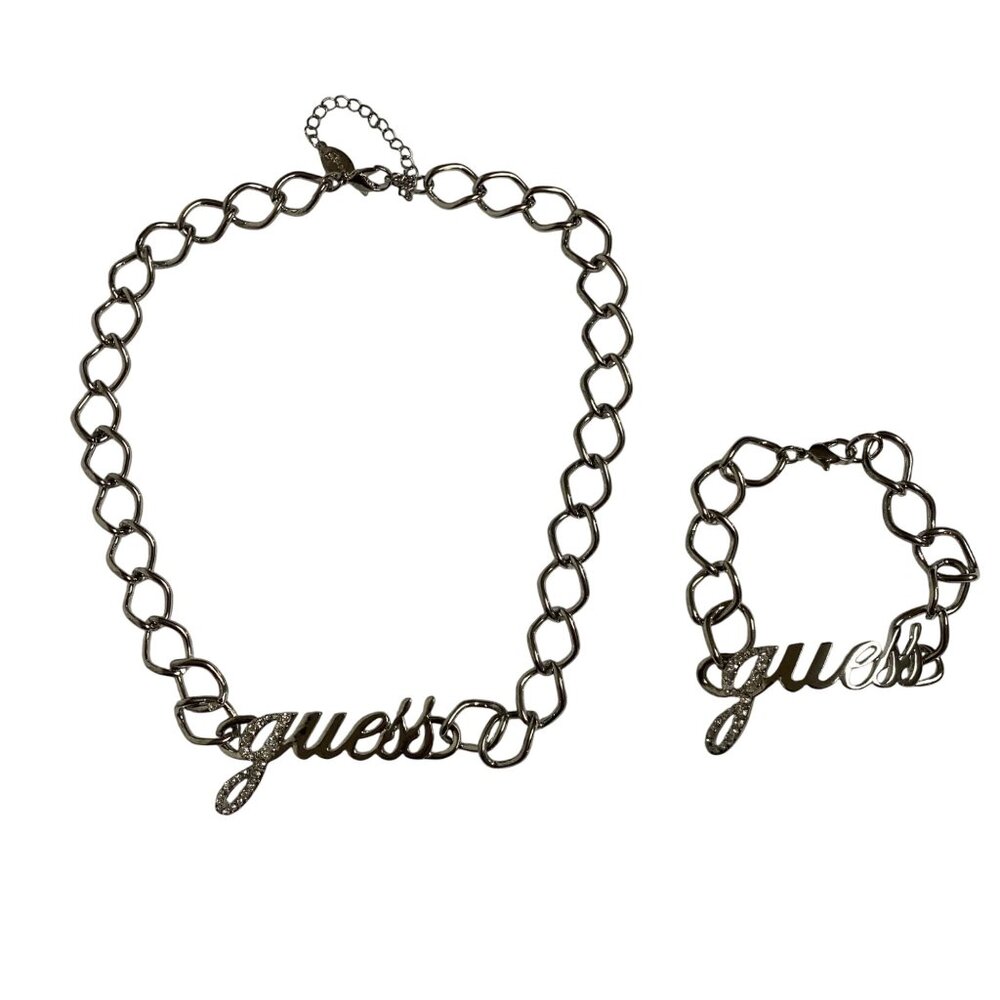 Guess Silver-Tone Chain Necklace & Bracelet Set With Rhinestone Script Logo NIB - Picture 6 of 14